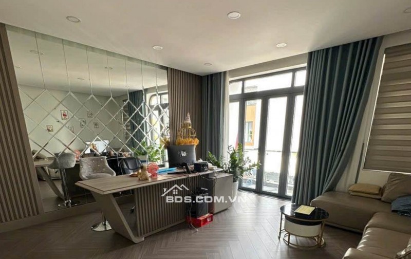 NHÀ 4 TẦNG ĐƯỜNG SỐ 4 LINH XUÂN - 4PN - Ô TÔ ĐẬU ĐỖ - VỪA Ở VỪA KINH DOANH – 15 TỶ